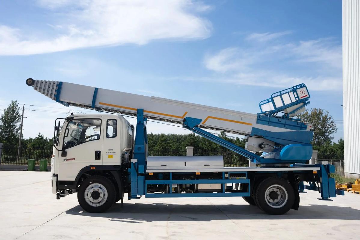 齐河云梯上料车租赁费用