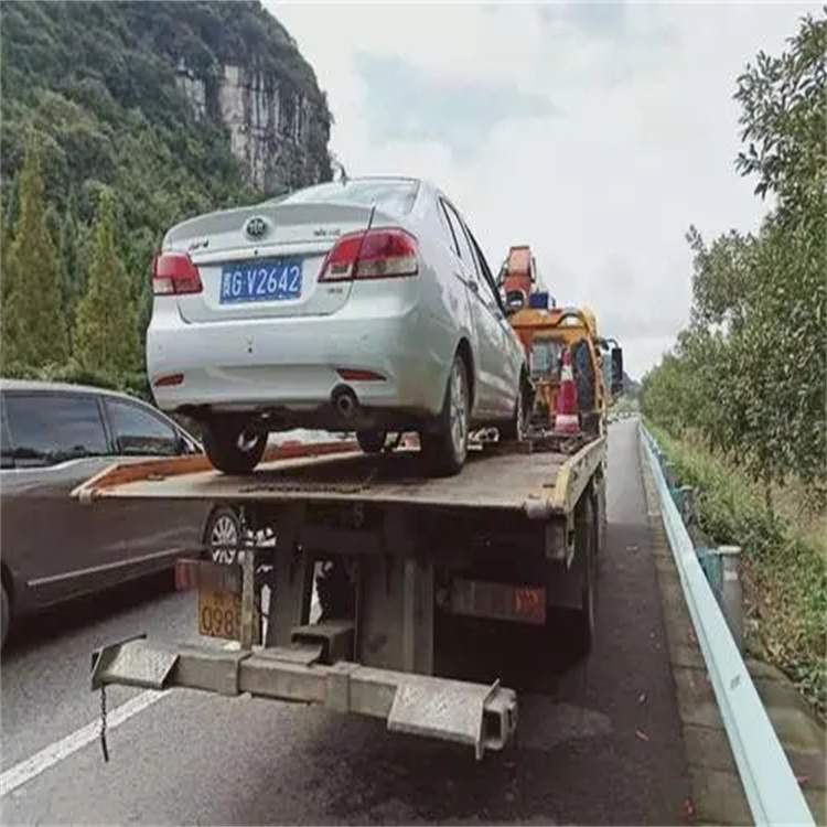 齐河吊车吊小车正确部位